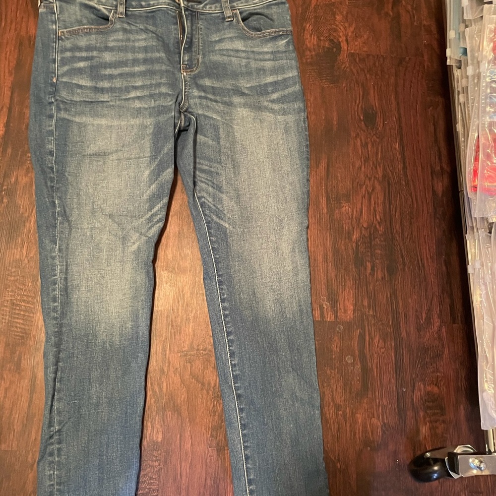 Size 14 never worn American eagle jeans